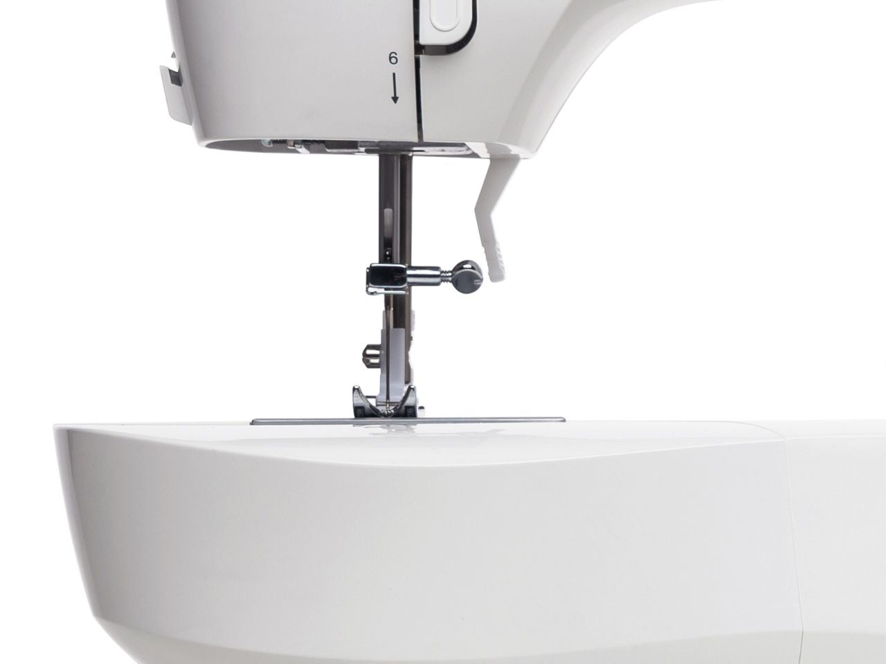 inger-M1605-domestic-sewing-machine-zoomed-in-on-presser-foot