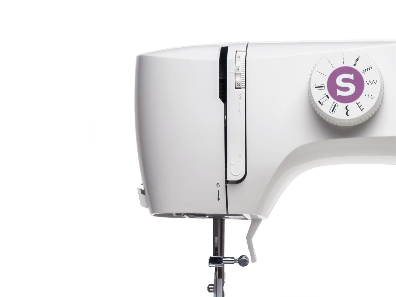 singer-M1605-domestic-sewing-machine-zoomed-in-on-tension